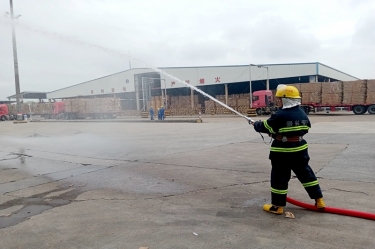 护航“双节”除隐患！304永利集团节前安全工作不打烊
