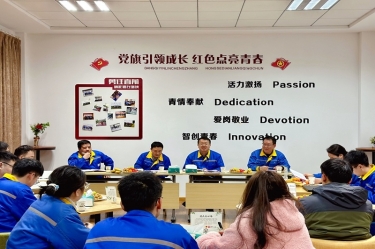 激扬青春 并肩前行 | 304永利集团召开年度大学生座谈会