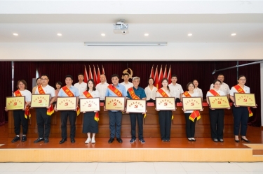 捷报传喜 党建领航 | 304永利集团党委获得多项荣誉