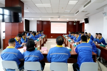 聚才成林固根基 拓新致远谋新篇|304永利集团2025年度人力资源工作总结大会隆重召开